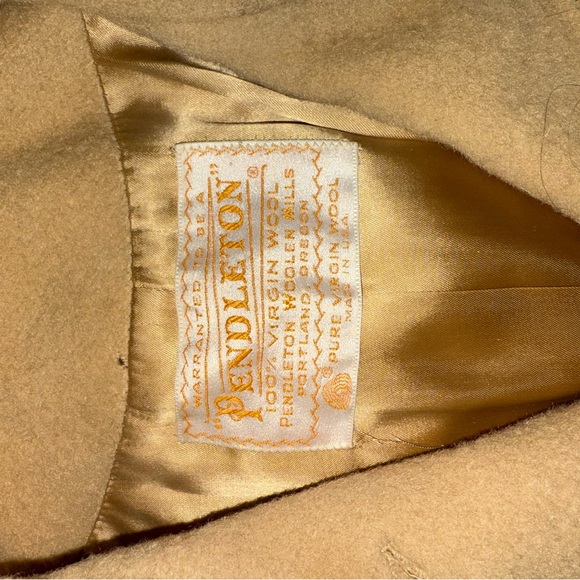 Vintage Pendleton Wool Tan Cape Jacket made in USA - Picture 3 of 4
